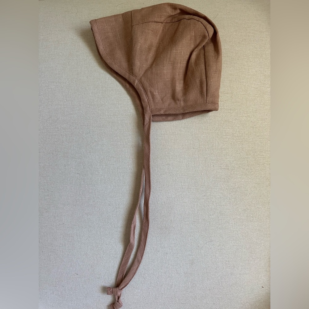 Briar Baby Bonnet with Visor. 6-12 mo.